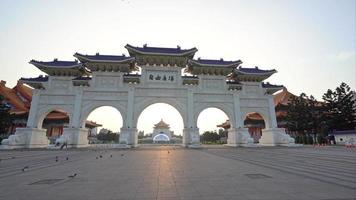 hermoso edificio de la ciudad de taipei en taiwán video