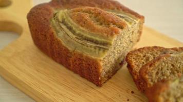 torta di banane su tavola di legno video