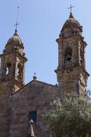 Iglesia en Cambados, un típico pueblo gallego, España foto