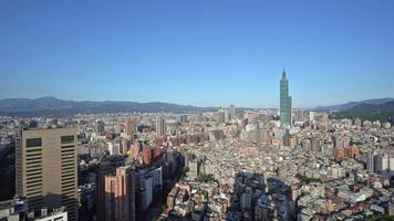 edificios de la ciudad de taipei en taiwán video