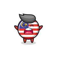linda mascota de la insignia de la bandera de malasia con una expresión de bostezo vector