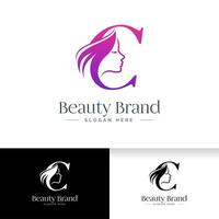 Diseño de logotipo de belleza letra c. silueta mujer cara vector
