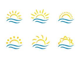 colección de temlates de logotipo de dibujos animados de amanecer y mar. Conjunto de iconos de ondas de agua y rayos de sol. vector