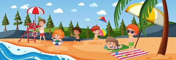 Escena horizontal al aire libre con muchos niños jugando en la playa. vector