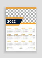 Diseño de calendario de pared de una página 2022. Diseño de calendario de pared 2022. Diseño de calendario de año nuevo 2022. La semana comienza el lunes. plantilla para calendario anual 2022 vector