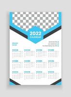 Diseño de calendario de pared de una página 2022. Diseño de calendario de pared 2022. Diseño de calendario de año nuevo 2022. La semana comienza el lunes. plantilla para calendario anual 2022 vector