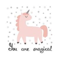 lindo unicornio con gráfico de eslogan: eres mágico, divertido y colorido pony personaje de dibujos animados. vector letras divertidas, ilustración escandinava dibujada a mano para impresión, pegatinas, diseño de carteles.
