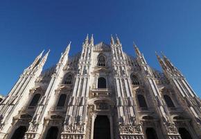 duomo di milano catedral de milán foto