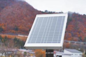 pequeñas células solares para convertir la energía solar en energía eléctrica foto