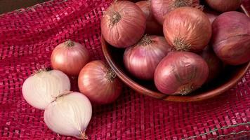 Fresh red onions photo