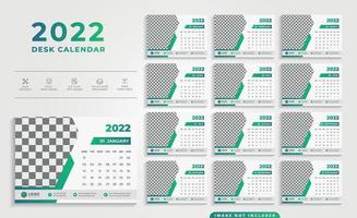 Plantilla de diseño de calendario de escritorio 2021 con esquema de color verde vector