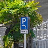 Parking at 150 m sign photo