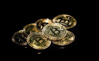 golden bitcoin cryptocurrency photo