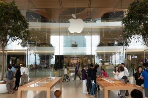 Bangkok, Thailand- Apple Store Icon Siam, Bangkok, Thailand photo