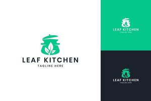 leaf kitchen negative space logo design vector