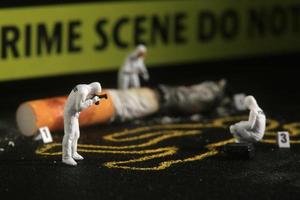 Tiny Miniature Scaled People in Curious Concepts photo