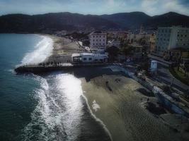 paisajes de mares y playas para unas vacaciones en total relax foto