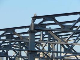 Metal structures in construction and texture