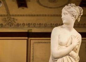 Detalle de la estatua de Venus en el museo palazzo ducale foto