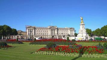 London City mit Buckingham Palace in England video