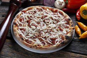 pizza pepperoni comida italiana foto