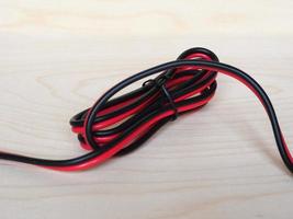 red and black electric wire photo