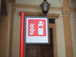 fire extinguisher sign photo