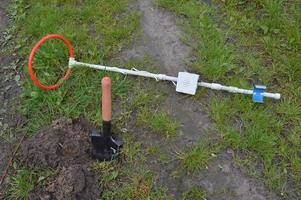 Shovel and a metal detector photo