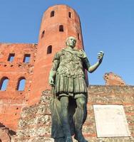 estatua romana de augusto foto