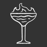 icono de tiza de cóctel llameante. Copa de martini con bebida y fuego ardiente. beber con alcohol de alta graduación inflamable. ilustración de pizarra de vector aislado