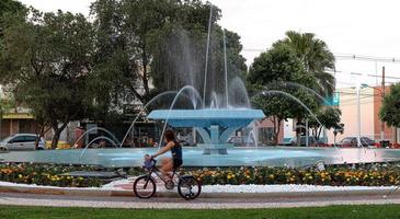 cassilandia, mato grosso do sul, brasil, 2021 - fuente de la plaza sao jose foto