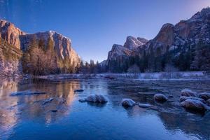 invierno, vista al valle de yosemite foto