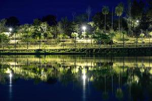 itaja, goias, brasil, 2019 - lago natural de itaja foto