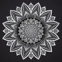 Diseño de fondo de mandala floral en color plateado vector gratuito