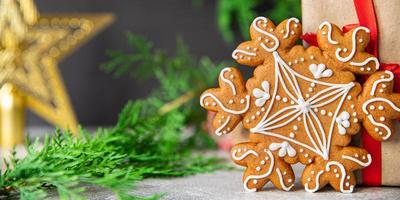 gingerbread christmas cookie sweet snowflake new year photo