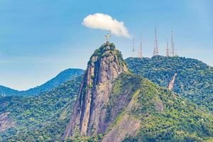 cristo redentor en la montaña corcovado río de janeiro brasil. foto