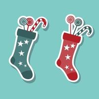 tarjeta de calcetín navideño con adornos vector