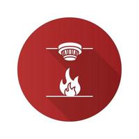 Icono de glifo de larga sombra de diseño plano de detector de humo. sistema de alarma contra incendios. ilustración de silueta de vector