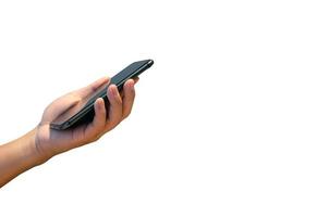 mano que sostiene el teléfono inteligente aislado sobre fondo blanco. foto