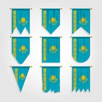 bandera de kazajstán en diferentes formas, bandera de kazajstán en varias formas vector