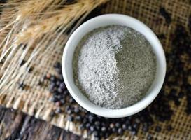 black pepper powder on table photo