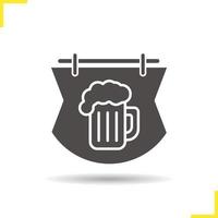 icono de signo de barra de madera. taberna. símbolo de silueta de sombra. letrero de pub con vaso de cerveza espumosa. espacio negativo. vector ilustración aislada