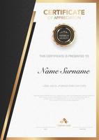 Plantilla de certificado de diploma de color negro y dorado con imagen vectorial de lujo y estilo moderno, premio adecuado para reconocimiento. ilustración vectorial eps10. vector