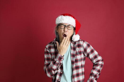 hombre en temporada navideña foto