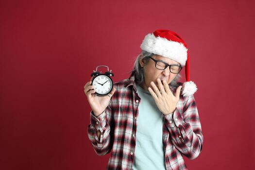 hombre en temporada navideña foto