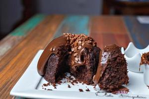 chocolate cake with chocolate cream photo