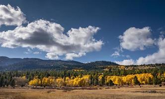 panorama del valle de la esperanza en otoño foto