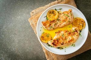 grilled chicken with butter, lemon and garlic