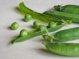 guisantes legumbres verduras comida foto