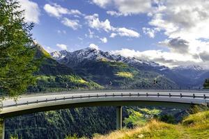 ruta gotthard desde ticino hasta suiza central foto